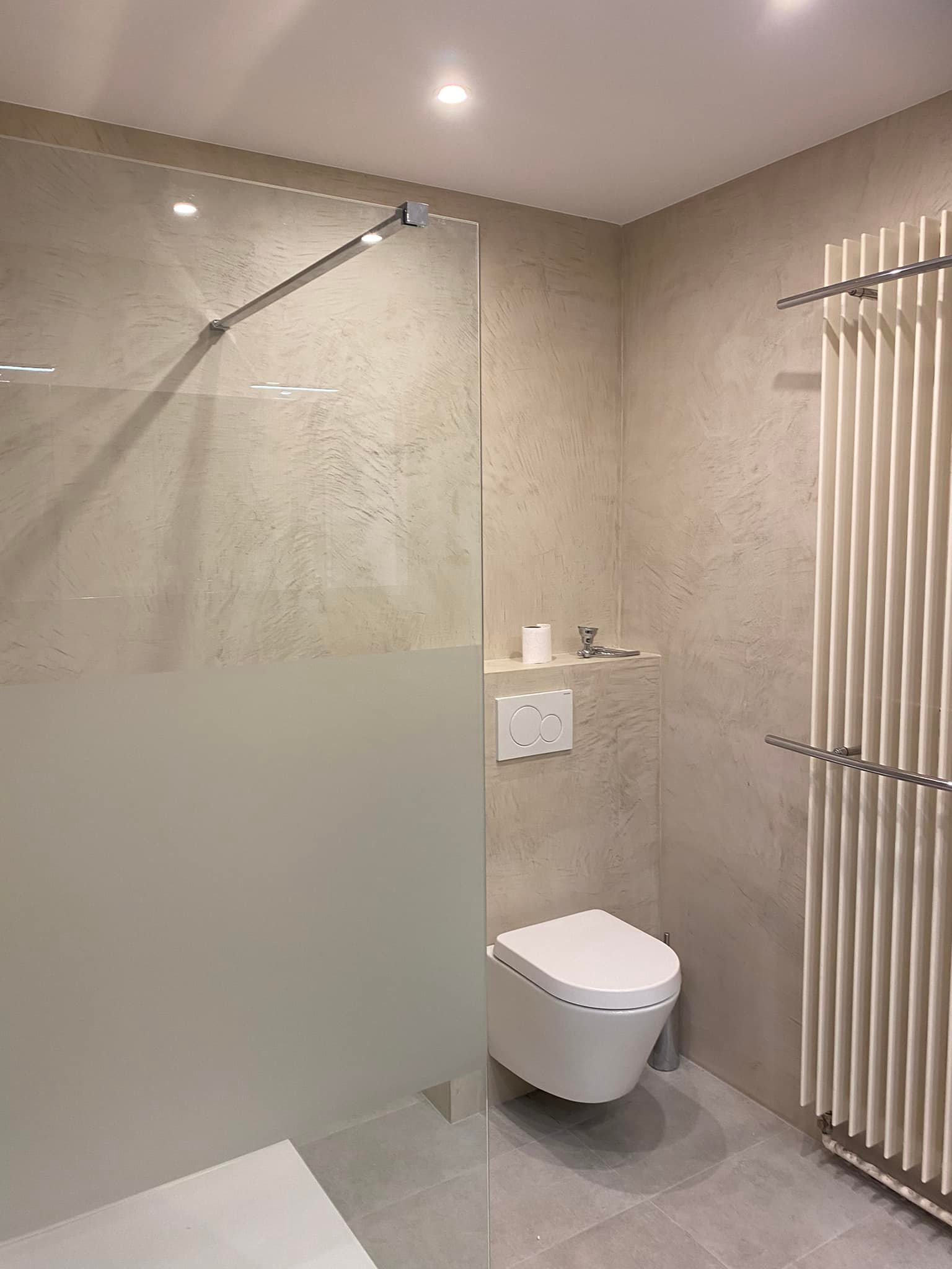 Bad & sanitair — VT Verwarming Sanitair Evergem
